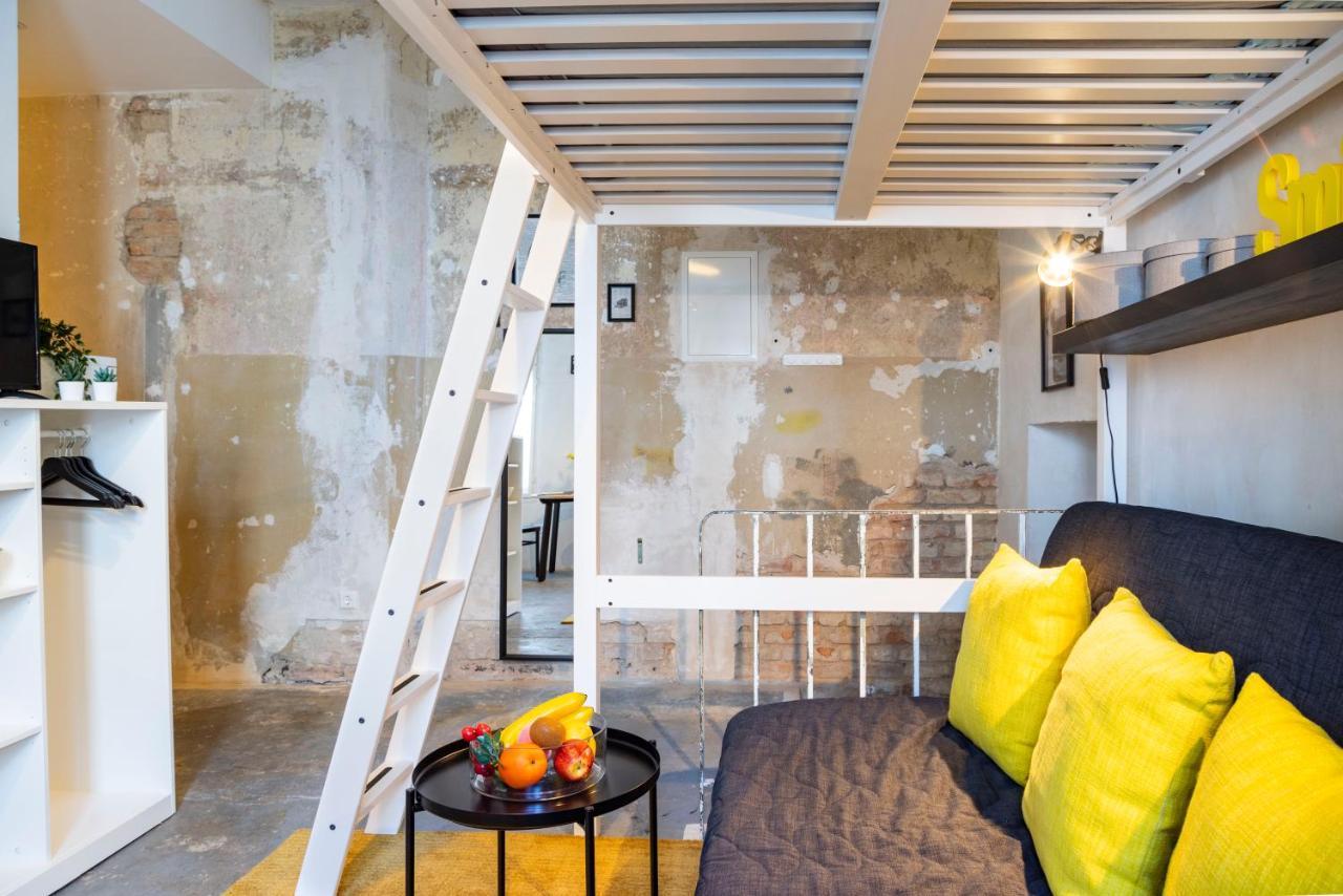 Shabby Chic Apartment +Freshly Furnished +Self Check-In Берлин Экстерьер фото