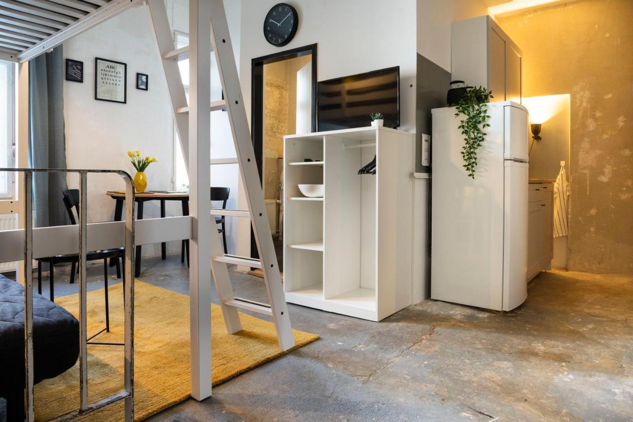 Shabby Chic Apartment +Freshly Furnished +Self Check-In Берлин Экстерьер фото
