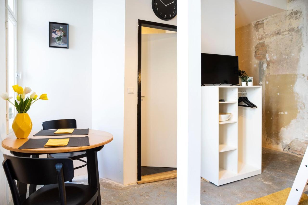 Shabby Chic Apartment +Freshly Furnished +Self Check-In Берлин Экстерьер фото