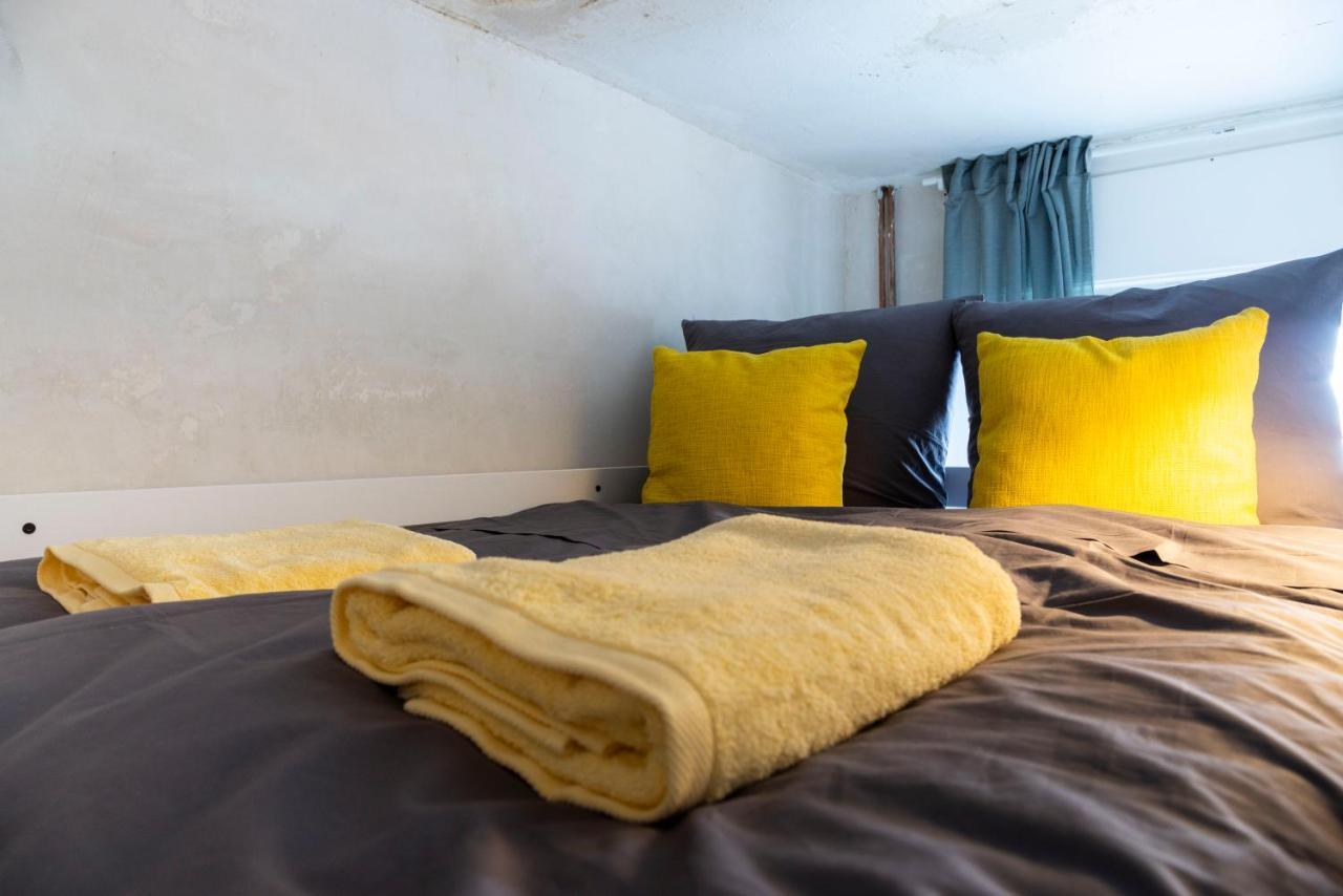 Shabby Chic Apartment +Freshly Furnished +Self Check-In Берлин Экстерьер фото