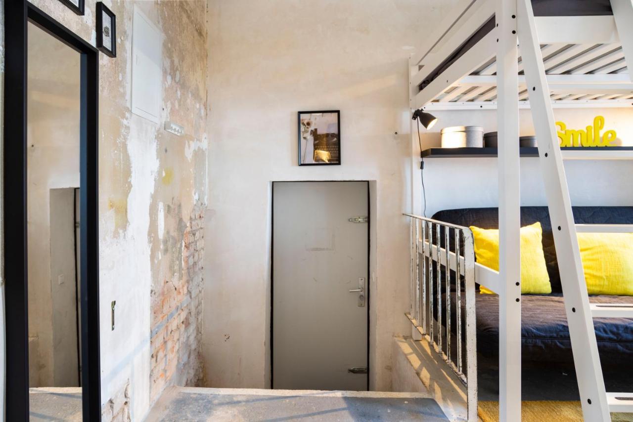 Shabby Chic Apartment +Freshly Furnished +Self Check-In Берлин Экстерьер фото